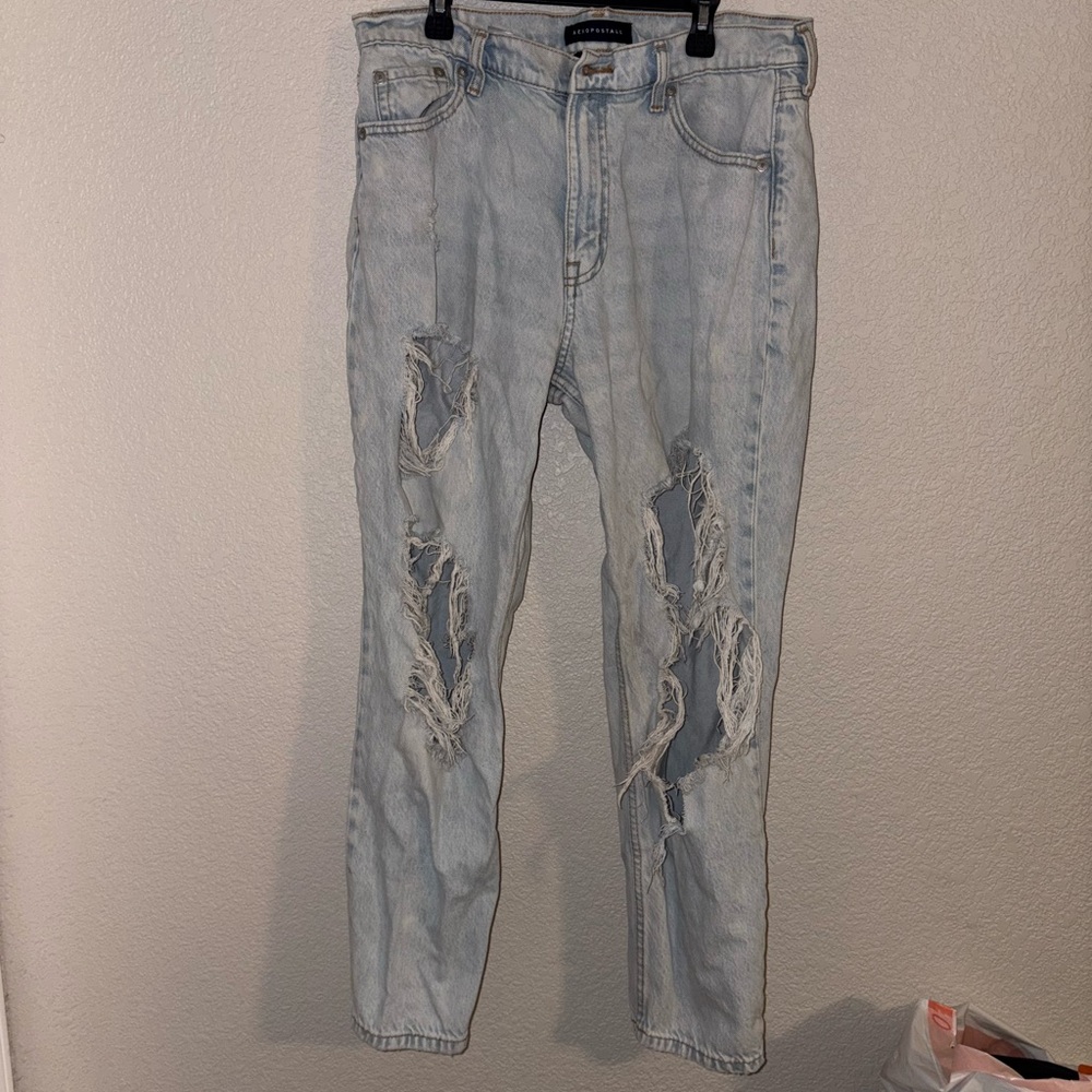 Distressed Light Blue Jeans